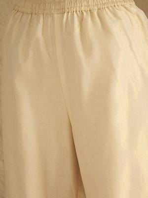 Yoke Design Round Neck Straight Kurta With Palazzos And Dupatta 4