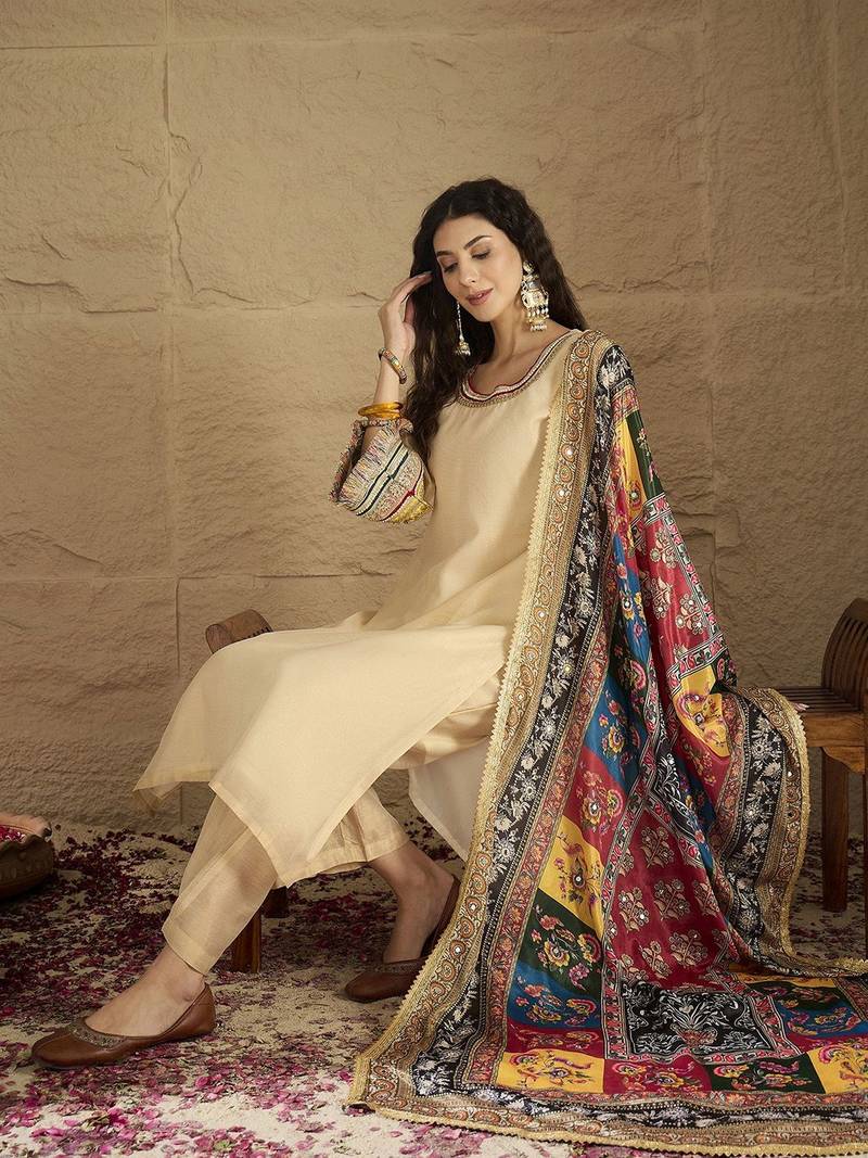 Yoke Design Round Neck Straight Kurta With Palazzos And Dupatta