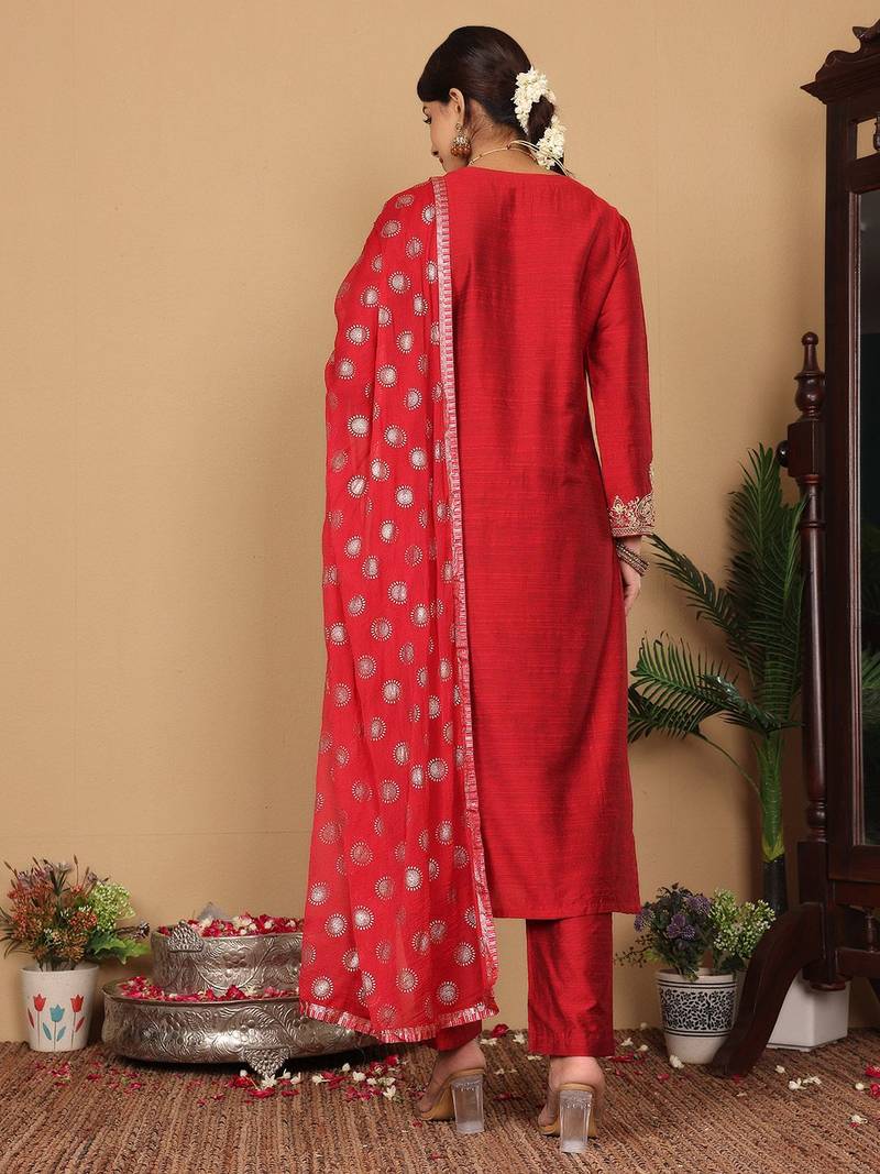 Maroon Paisley Embroidered Regular Sequinned Kurta With Trouser With Dupatta