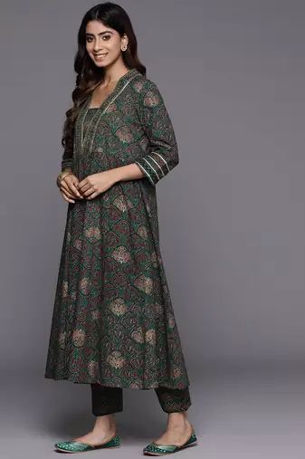 Women Ethnic Motifs Printed Gotta Patti Kurta with Trousers & With Dupatta
