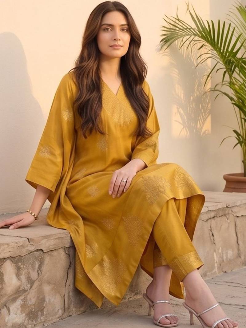 Ethnic Motifs Printed Regular Kurta with Trousers