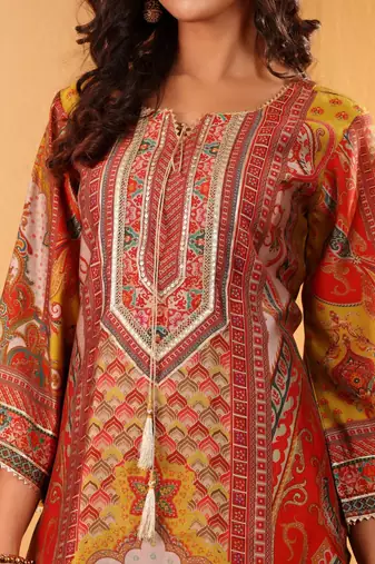 Women Ethnic Motifs Printed Regular Gotta Patti Chanderi Silk Kurta Trousers