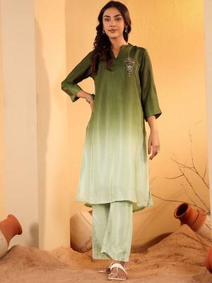 Green Ombre Dyed Mandarin Collar Sequinned Kurta With Trouser 1