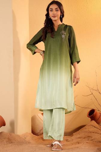 Green Ombre Dyed Mandarin Collar Sequinned Kurta With Trouser
