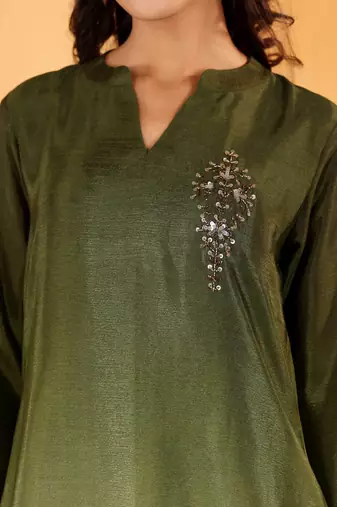 Green Ombre Dyed Mandarin Collar Sequinned Kurta With Trouser