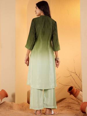 Green Ombre Dyed Mandarin Collar Sequinned Kurta With Trouser 5