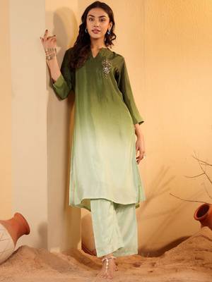 Green Ombre Dyed Mandarin Collar Sequinned Kurta With Trouser 6