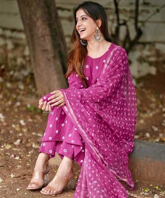 Beautiful rani pink bandhani print cotton straight kurta set 2