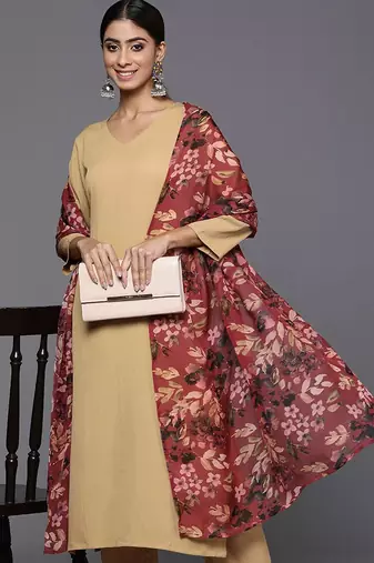 Regular Silk Crepe Kurta with Trousers & Dupatta