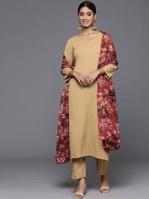 Regular Silk Crepe Kurta with Trousers & Dupatta 2