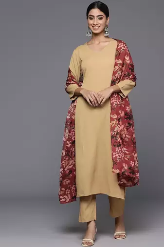 Regular Silk Crepe Kurta with Trousers & Dupatta