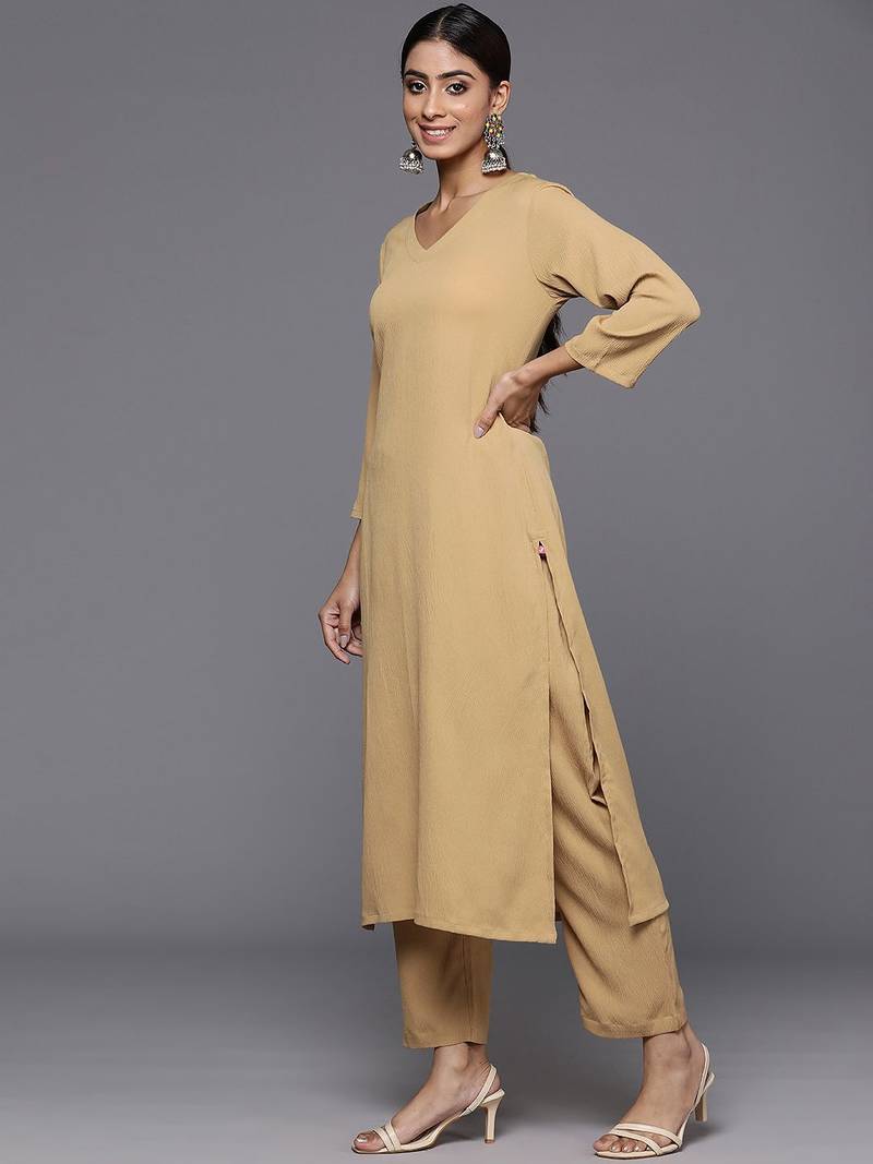 Regular Silk Crepe Kurta with Trousers & Dupatta