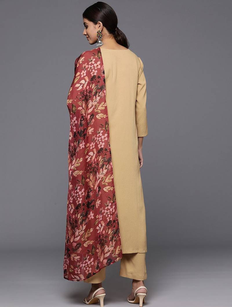 Regular Silk Crepe Kurta with Trousers & Dupatta