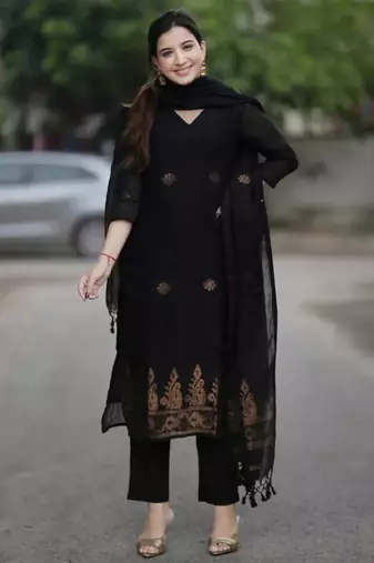 Beautiful black handwoven jamdani cotton straight kurta pant with tassel dupatta set