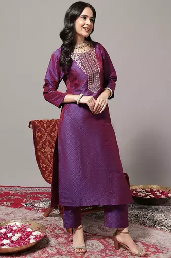 Geometric Woven Design Regular Zari Kurta with Trousers & Dupatta
