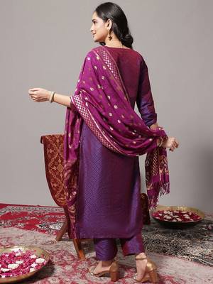 Geometric Woven Design Regular Zari Kurta with Trousers & Dupatta 6