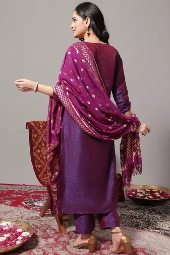 Geometric Woven Design Regular Zari Kurta with Trousers & Dupatta