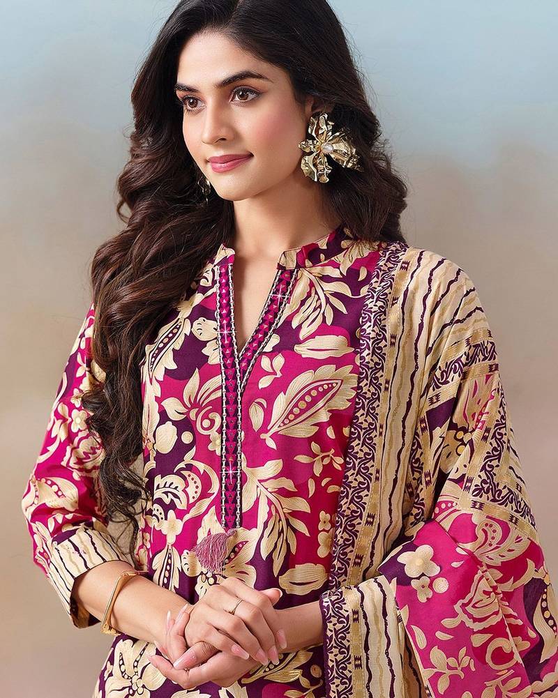 Women Floral Printed Regular Mirror Work Kurta with Trousers & With Dupatta