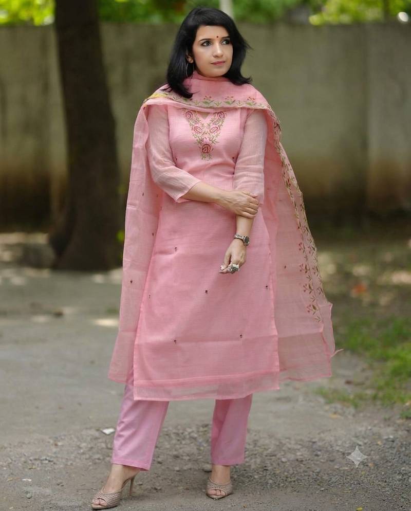 Beautiful pastel pink intricate floral embroidered kota doriya kurti pant suit set