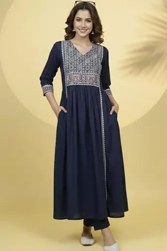 Women Ethnic Motifs Embroidered Empire Thread Work Kurta with Trousers