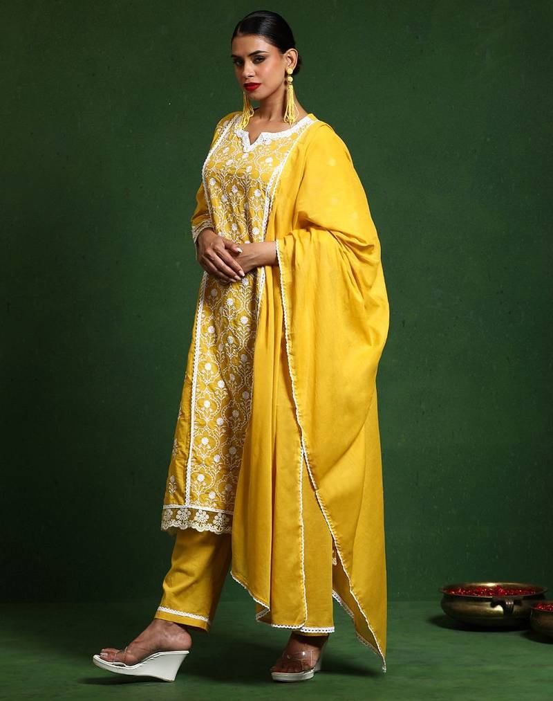 Women Floral Embroidered Regular Chikankari Pure Cotton Kurta with Trousers & With Dupatta