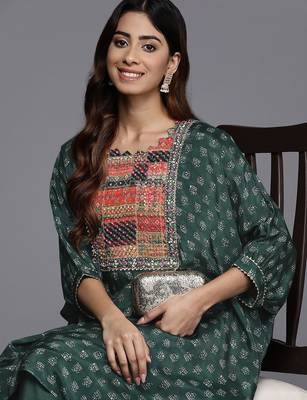 Embroidered Thread Work Pure Silk Fusion Kurta with Dhoti Pants 2