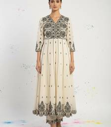 Women Ethnic Motifs Embroidered Empire Thread Work Pure Cotton Kurta with Trousers & With Dupatta
