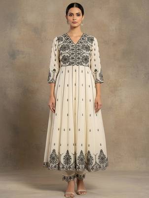 Women Ethnic Motifs Embroidered Empire Thread Work Pure Cotton Kurta with Trousers & With Dupatta 6