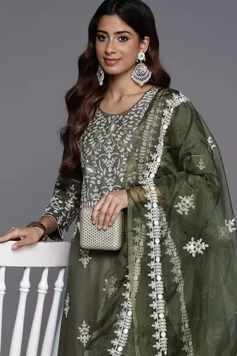 Ethnic Motif Thread Embroidered Kurta with Embroidered Trousers & Dupatta