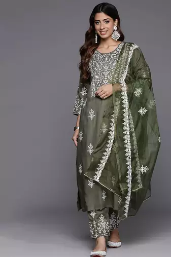 Ethnic Motif Thread Embroidered Kurta with Embroidered Trousers & Dupatta