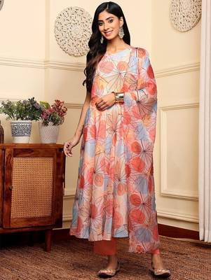 Women Printed Empire Kurta with Trousers & With Dupatta 7