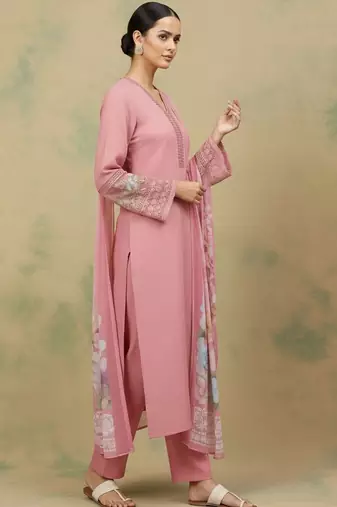 Women Floral Regular Thread Work Kurta with Trousers & With Dupatta