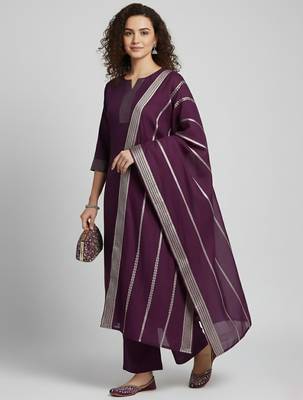 Women Regular Kurta with Palazzos & With Dupatta 6