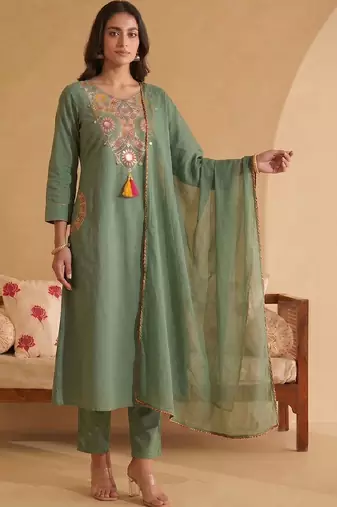 Women Ethnic Motifs Embroidered Regular Mirror Work Kurta with Trousers & With Dupatta
