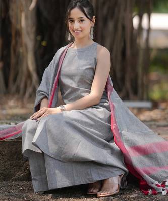 Beautiful grey solid woven handloom cotton halter-neck a-line kurti palazzo set with pure linen bordered dupatta 2