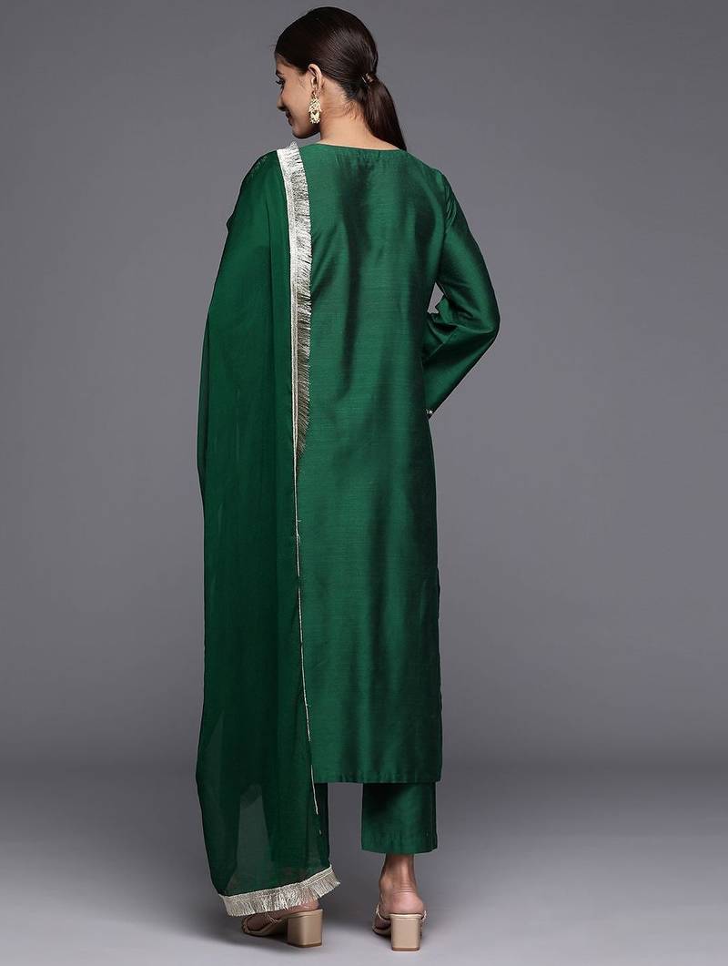 Women Round Neck Sequinned & Zari Kurta & Trouser With Fringed Detail Dupatta