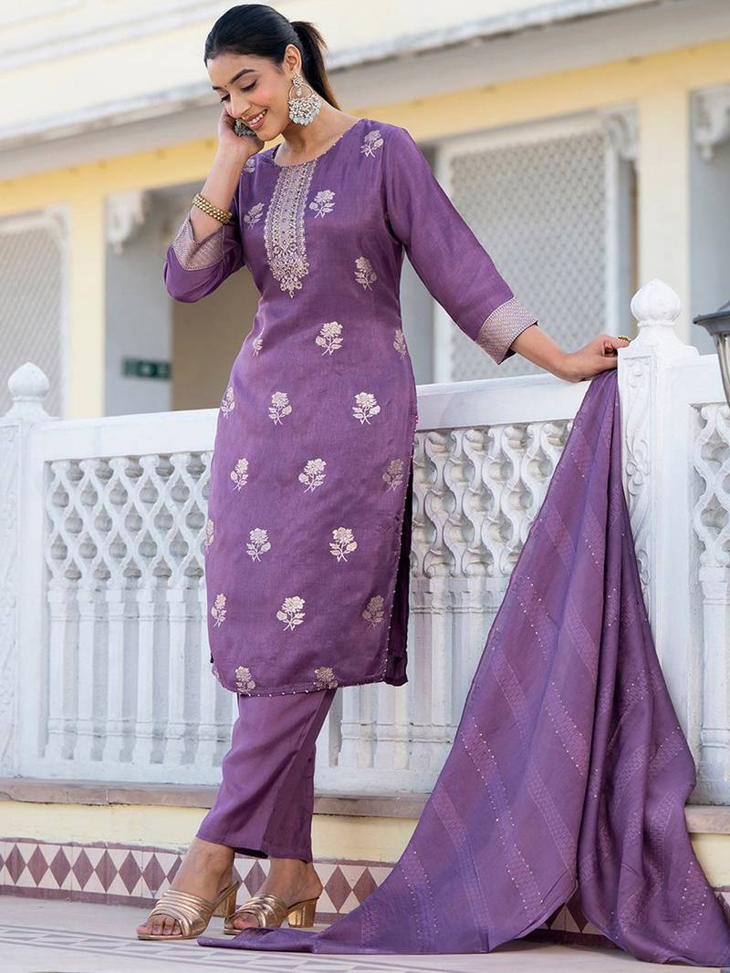 Regular Chanderi Silk Kurta with Trouser & Dupatta
