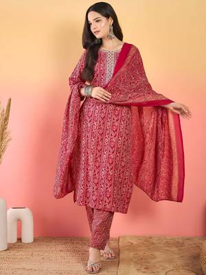 Women Ethnic Motifs Printed Kurta with Churidar & Dupatta 1