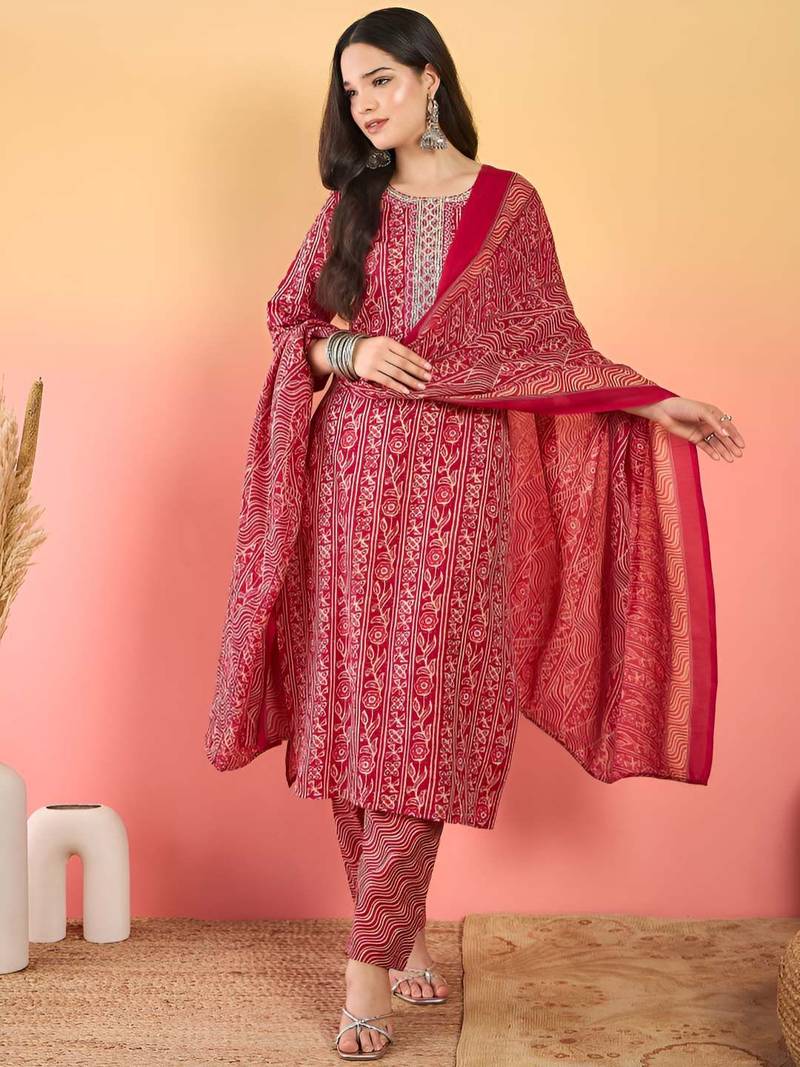Women Ethnic Motifs Printed Kurta with Churidar & Dupatta