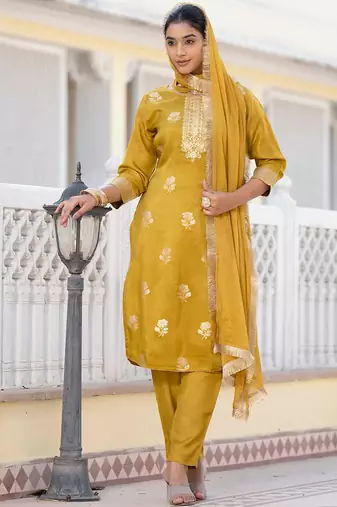 Regular Chanderi Silk Kurta with Trouser & Dupatta