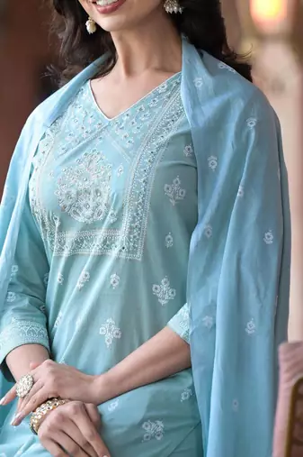 Floral Yoke Design Regular Mirror Work Pure Cotton Kurta with Trouser & Dupatta