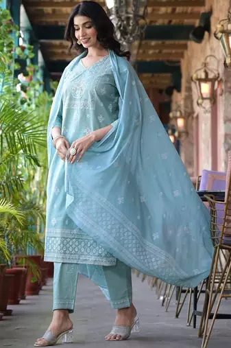 Floral Yoke Design Regular Mirror Work Pure Cotton Kurta with Trouser & Dupatta