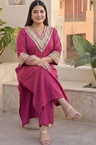 Women Ethnic Motifs Regular Thread Work Kurta with Trousers