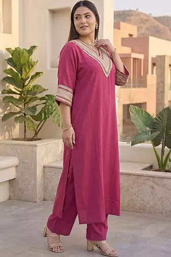 Women Ethnic Motifs Regular Thread Work Kurta with Trousers