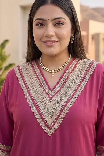 Women Ethnic Motifs Regular Thread Work Kurta with Trousers