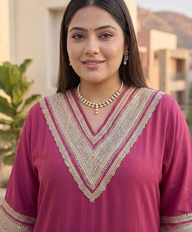 Women Ethnic Motifs Regular Thread Work Kurta with Trousers