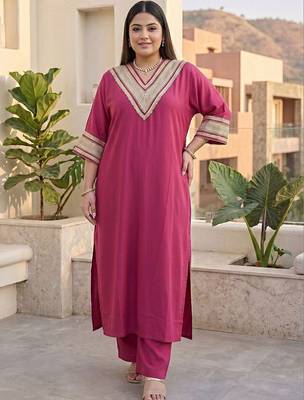 Women Ethnic Motifs Regular Thread Work Kurta with Trousers 6