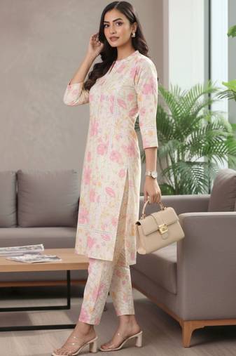 Women Floral Printed Regular Pure Cotton Kurta with Trousers