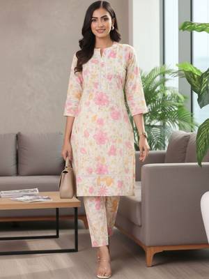 Women Floral Printed Regular Pure Cotton Kurta with Trousers 6