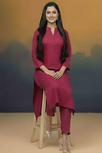Women Regular Kurta with Trousers